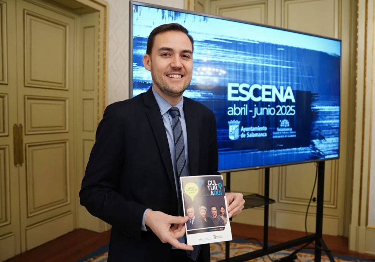 Ángel Fernández Silva en la presentación de los actos.