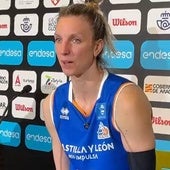Laura Gil, en la sala de prensa del Príncipe Felipe.
