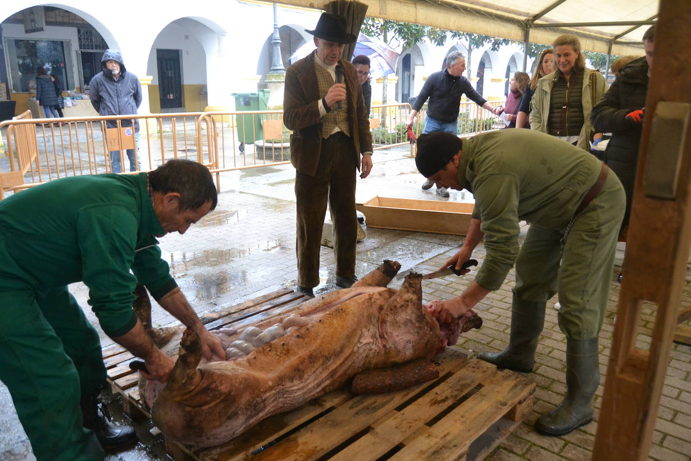 La lluvia no desluce la tradición matancera de Ciudad Rodrigo