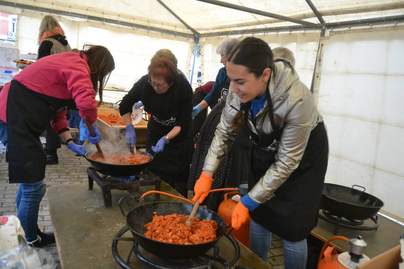 La lluvia no desluce la tradición matancera de Ciudad Rodrigo