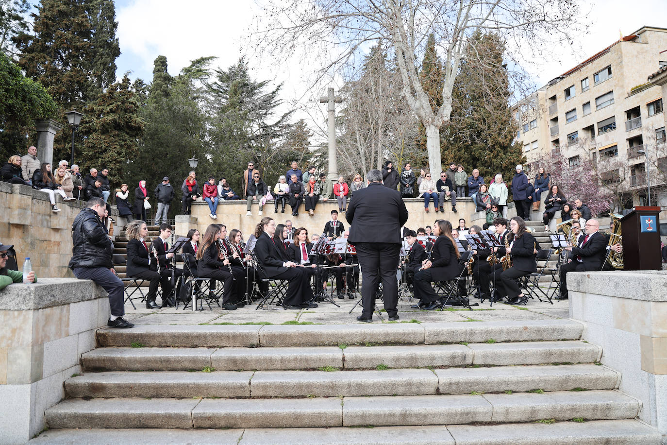 Marchas procesionales y la interpretación del Miserere en un Domingo de Pasión