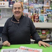 José Alfonso del Rey, en su librería de Guijuelo.