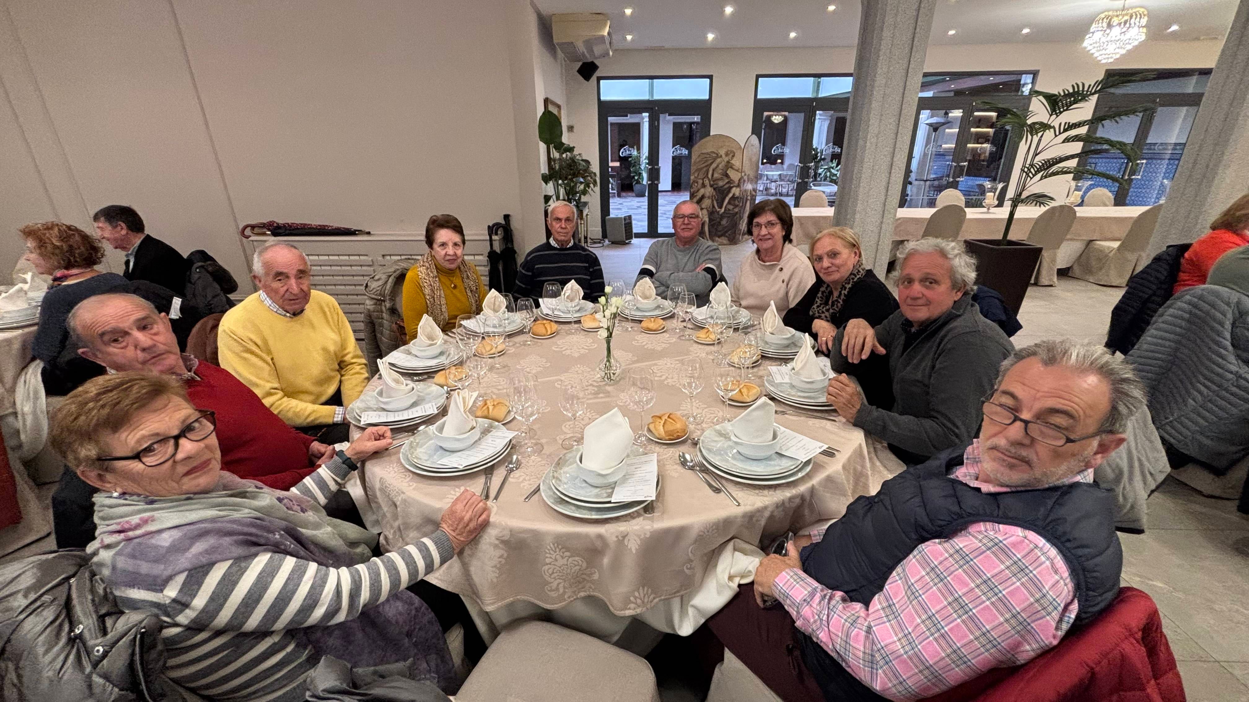 Los mayores de Béjar y Peñaranda se hermanan en un completo encuentro en la ciudad del Conde de Bracamonte