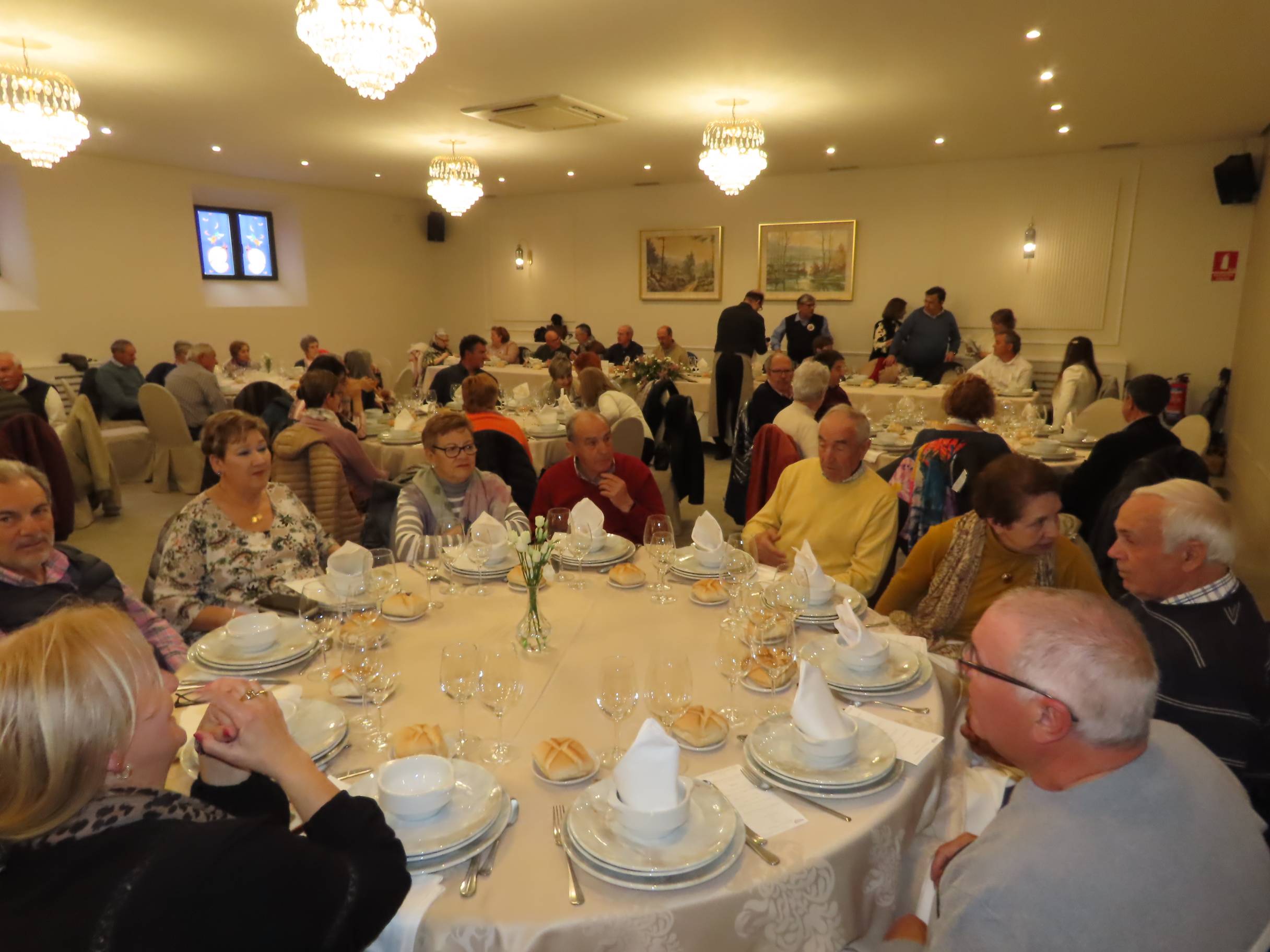 Los mayores de Béjar y Peñaranda se hermanan en un completo encuentro en la ciudad del Conde de Bracamonte