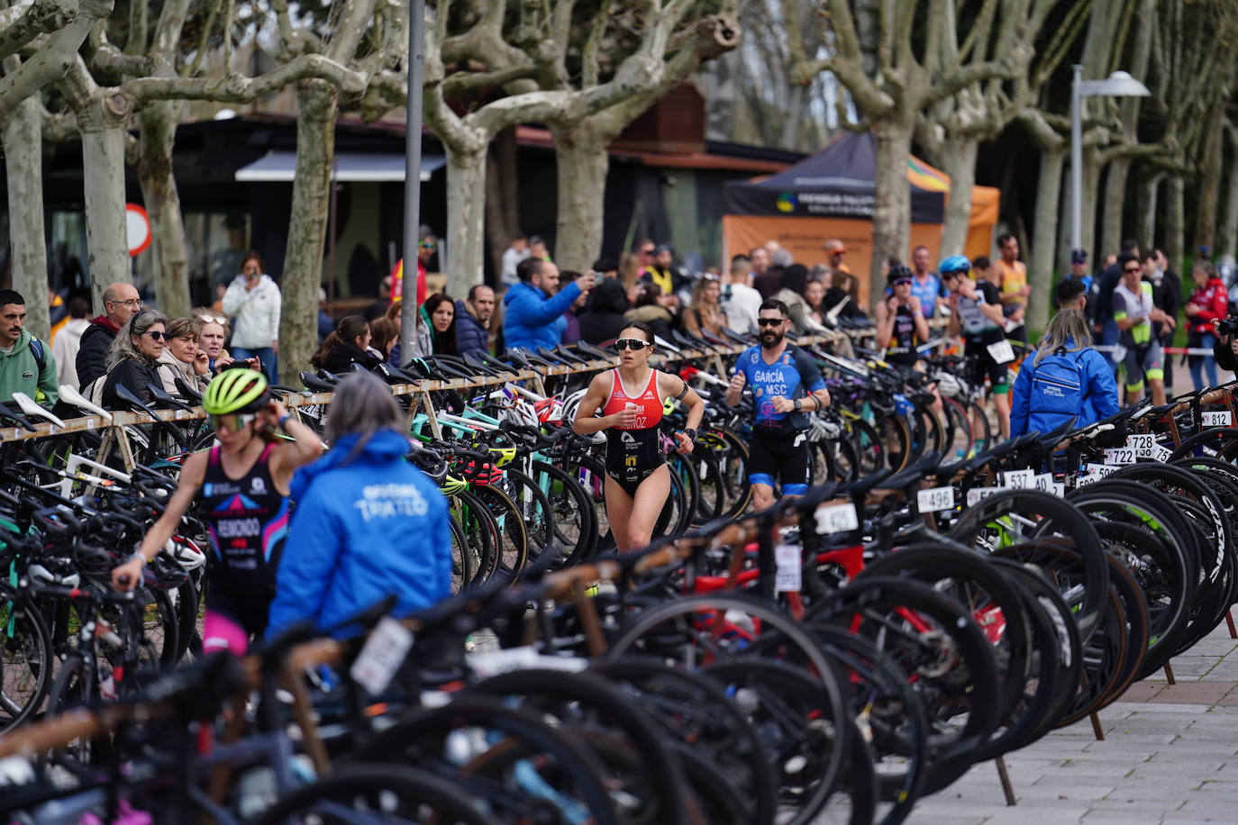 Los campeones imponen su ley en el duatlón del Grupo Andrés