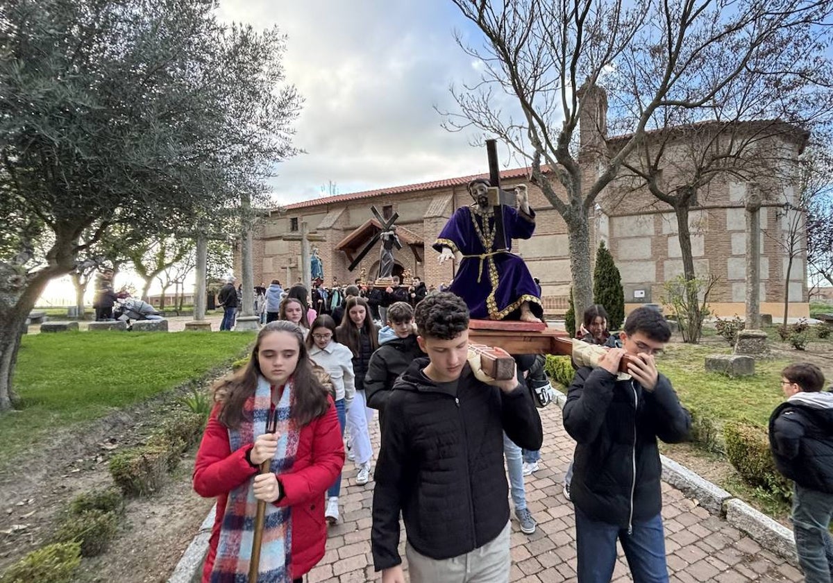 Procesión del Dainos en Cantalapiedra