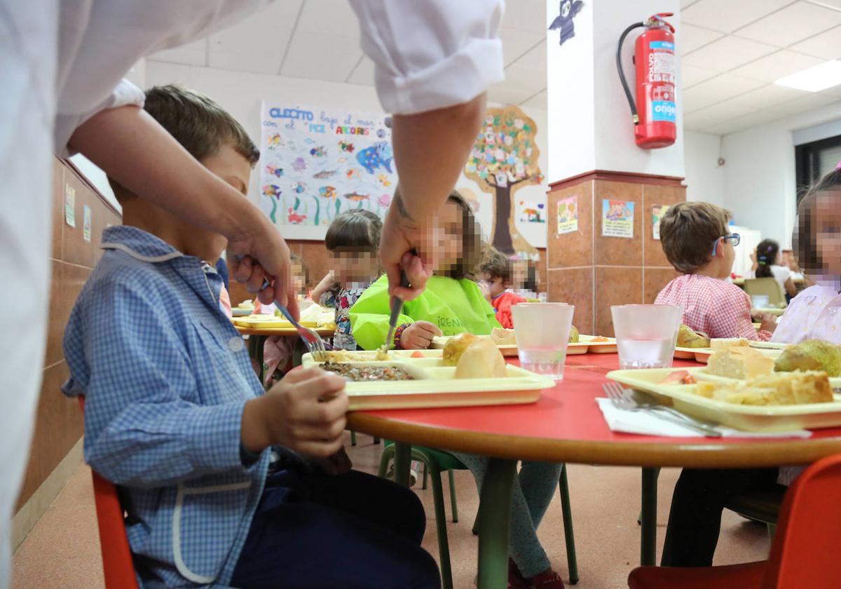 Los comedores escolares, libres de ultraprocesados y bollería como exige el Ministerio