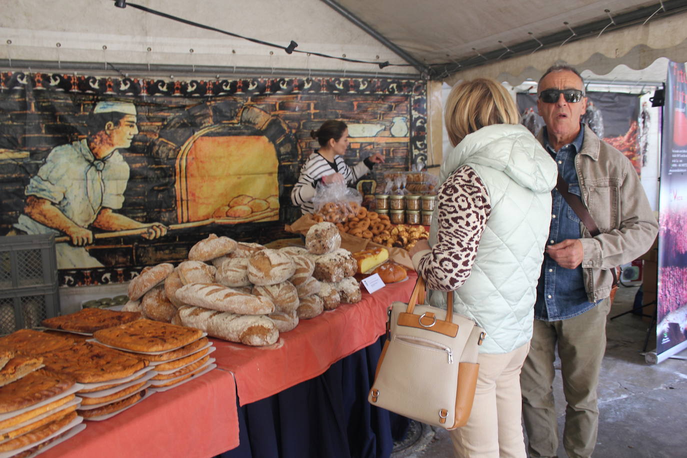 El IV Mercado Artesano de Ciudad Rodrigo, la chispa de la Semana Santa Mirobrigense