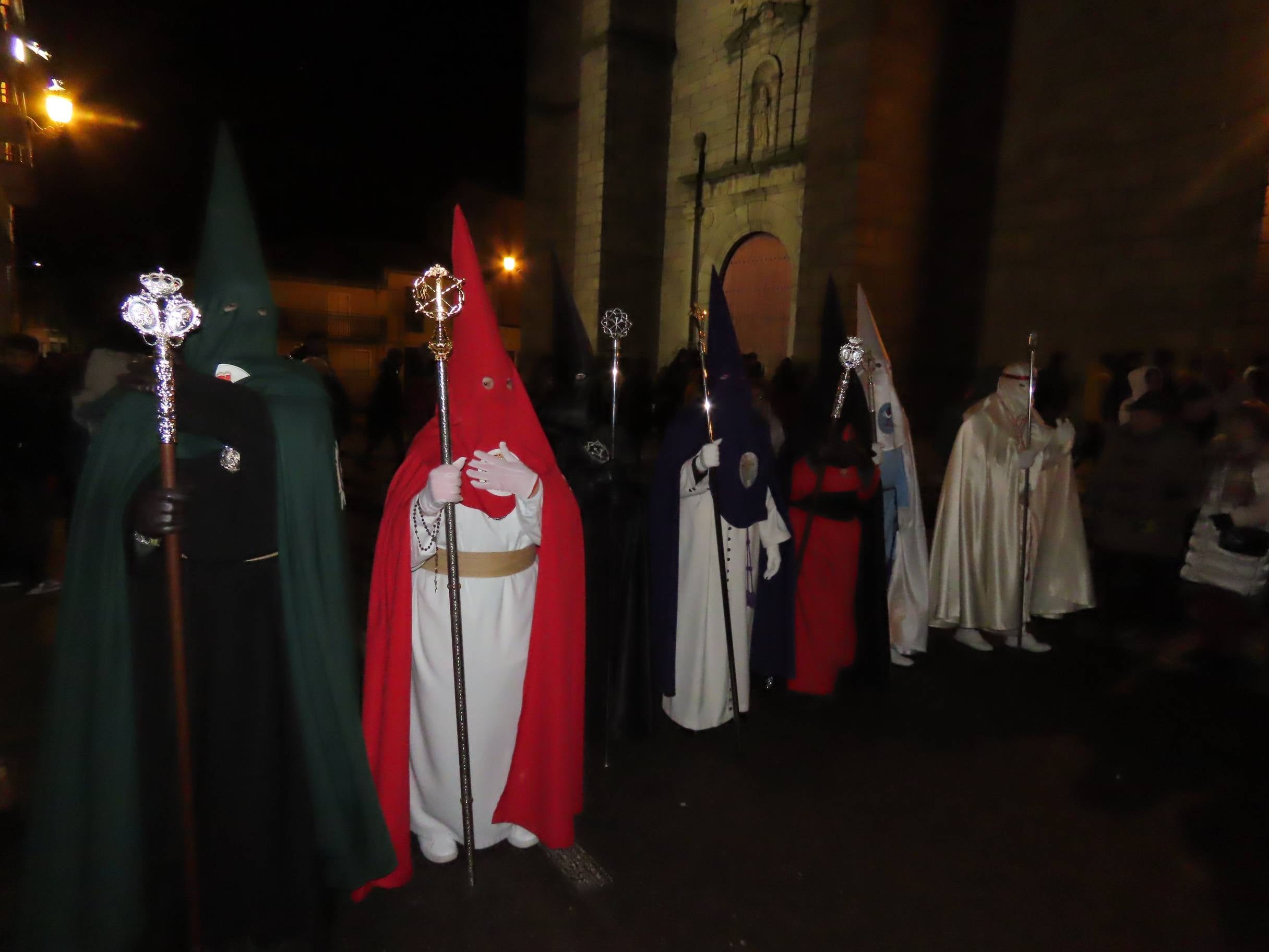 La emoción arranca aplausos en la procesión del Nazareno de Peñaranda de Bracamonte