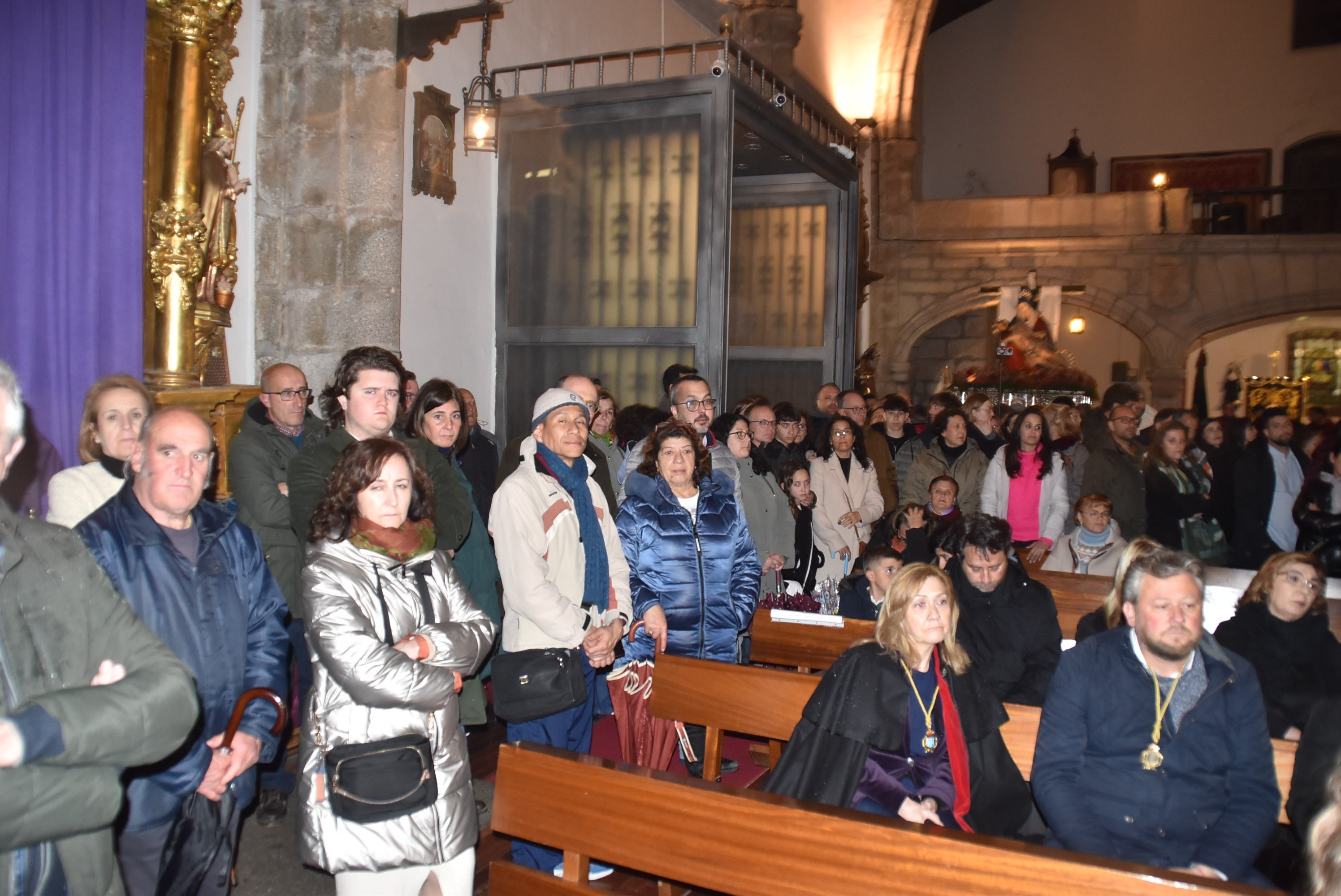 La lluvia acorta la procesión de la Virgen de las Angustias en Béjar