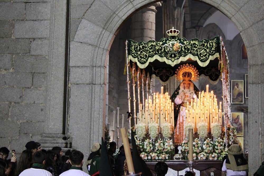 La Esperanza protagoniza la Madrugada en Peñaranda de Bracamonte