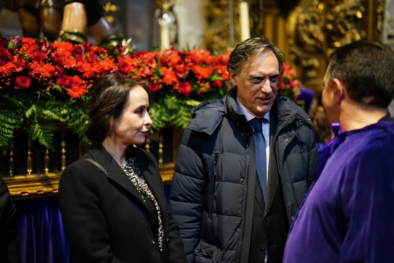 La lluvia obliga a suspender las cuatro procesiones del Viernes Santo y desata las lágrimas de los congregantes