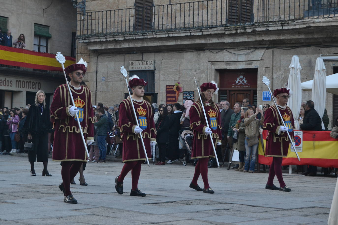 El Santo Entierro recorre Ciudad Rodrigo entre devoción y emoción