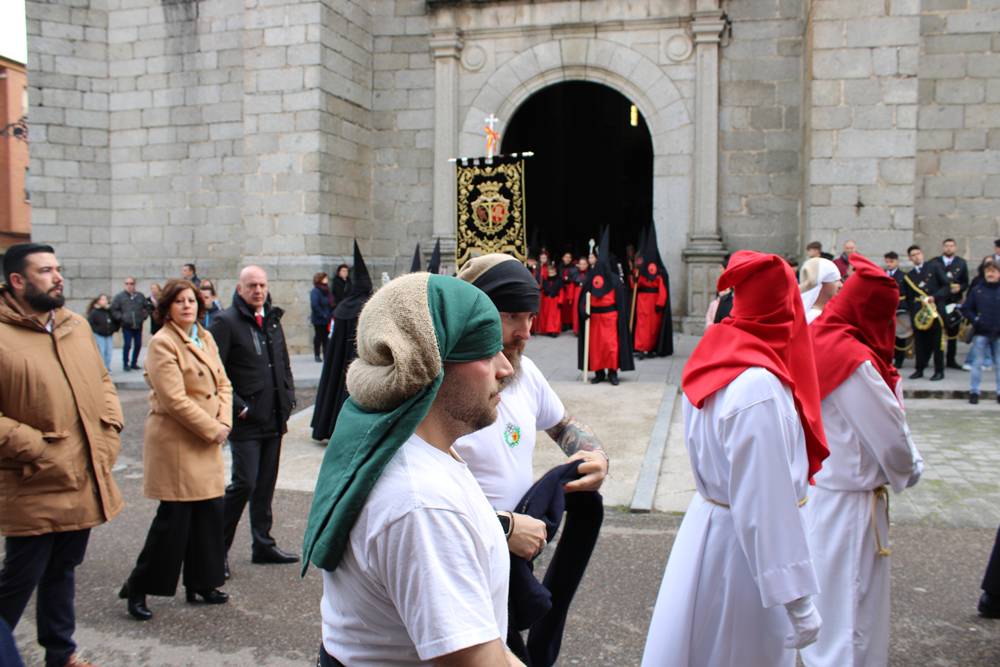 Emocionante procesión del Resucitado en Peñaranda