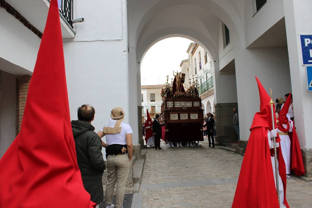 Emocionante procesión del Resucitado en Peñaranda