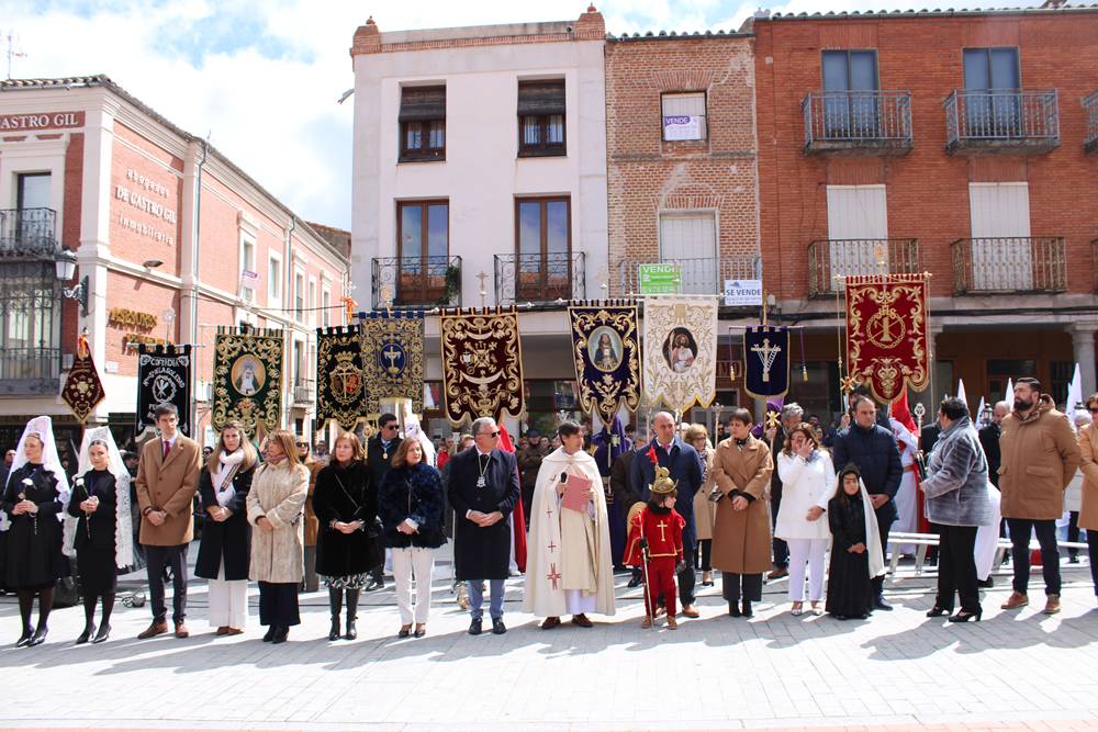 Emocionante procesión del Resucitado en Peñaranda