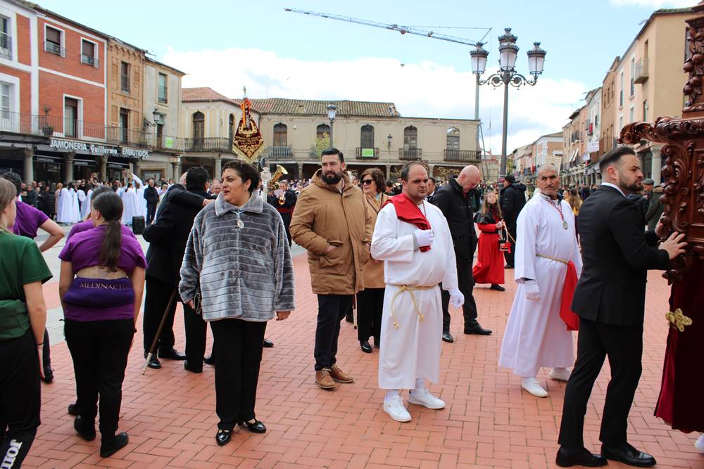 Emocionante procesión del Resucitado en Peñaranda