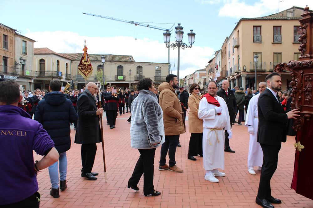 Emocionante procesión del Resucitado en Peñaranda