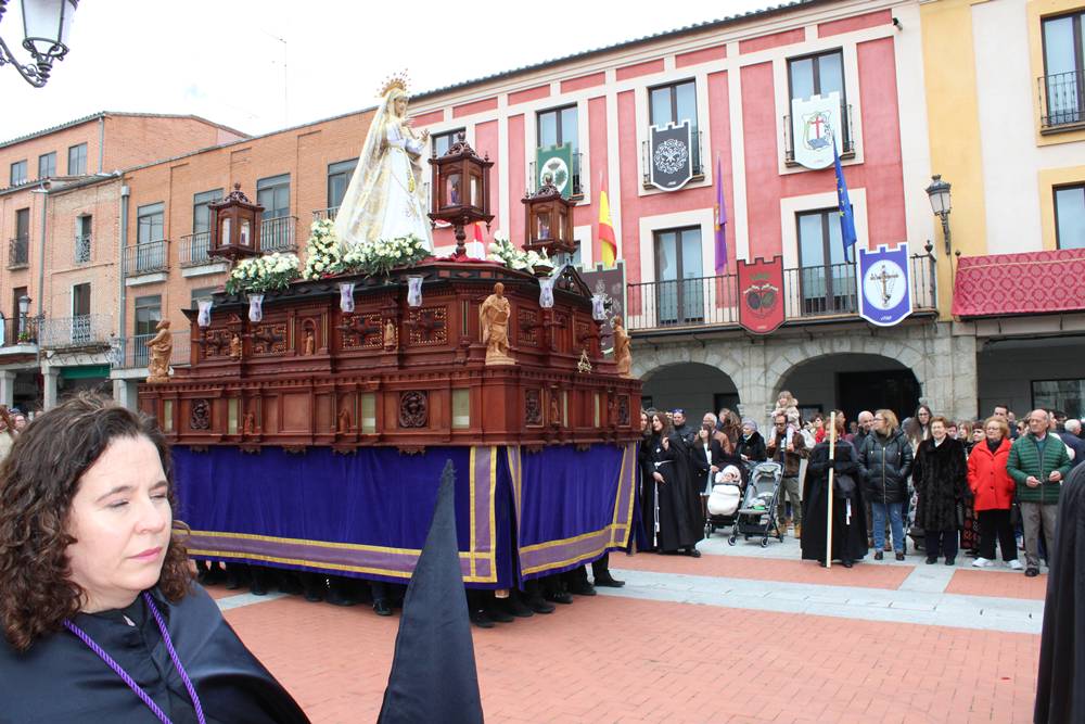 Emocionante procesión del Resucitado en Peñaranda