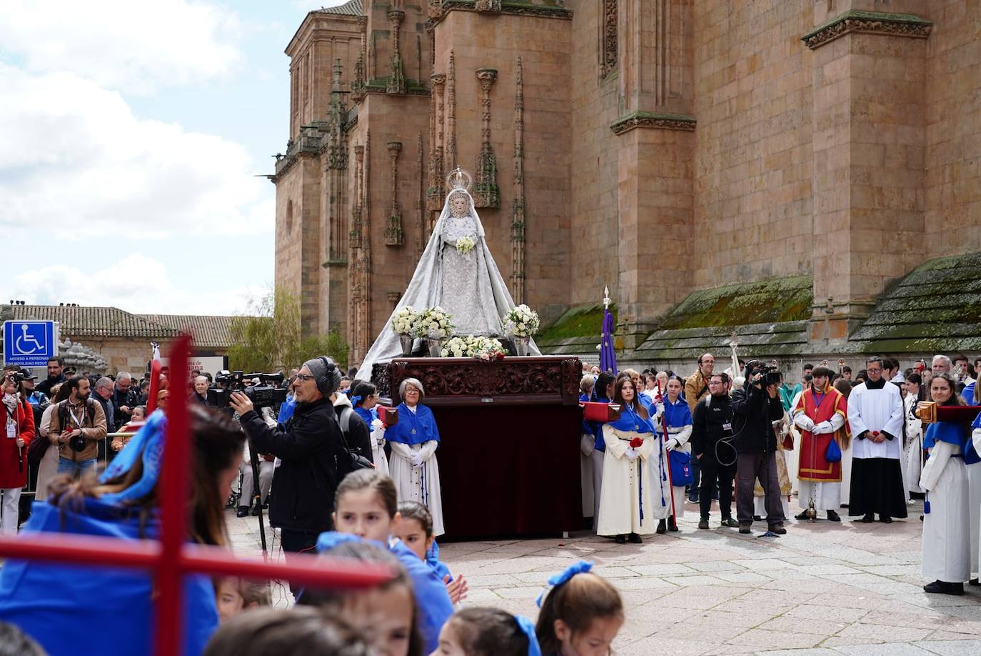 La procesión del Encuentro, en imágenes