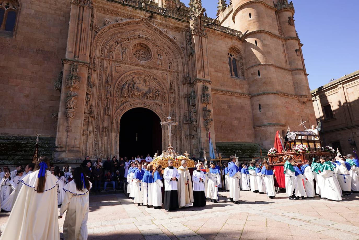 La procesión del Encuentro, en imágenes