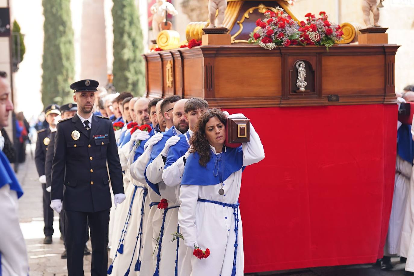 La procesión del Encuentro, en imágenes