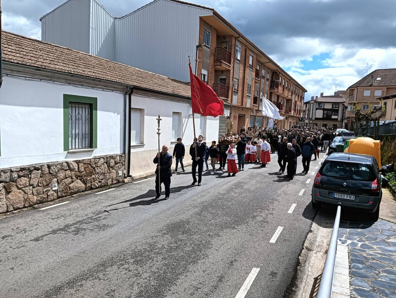 Linares celebra la procesión del encuentro y recibe a la Virgen del Buen Suceso