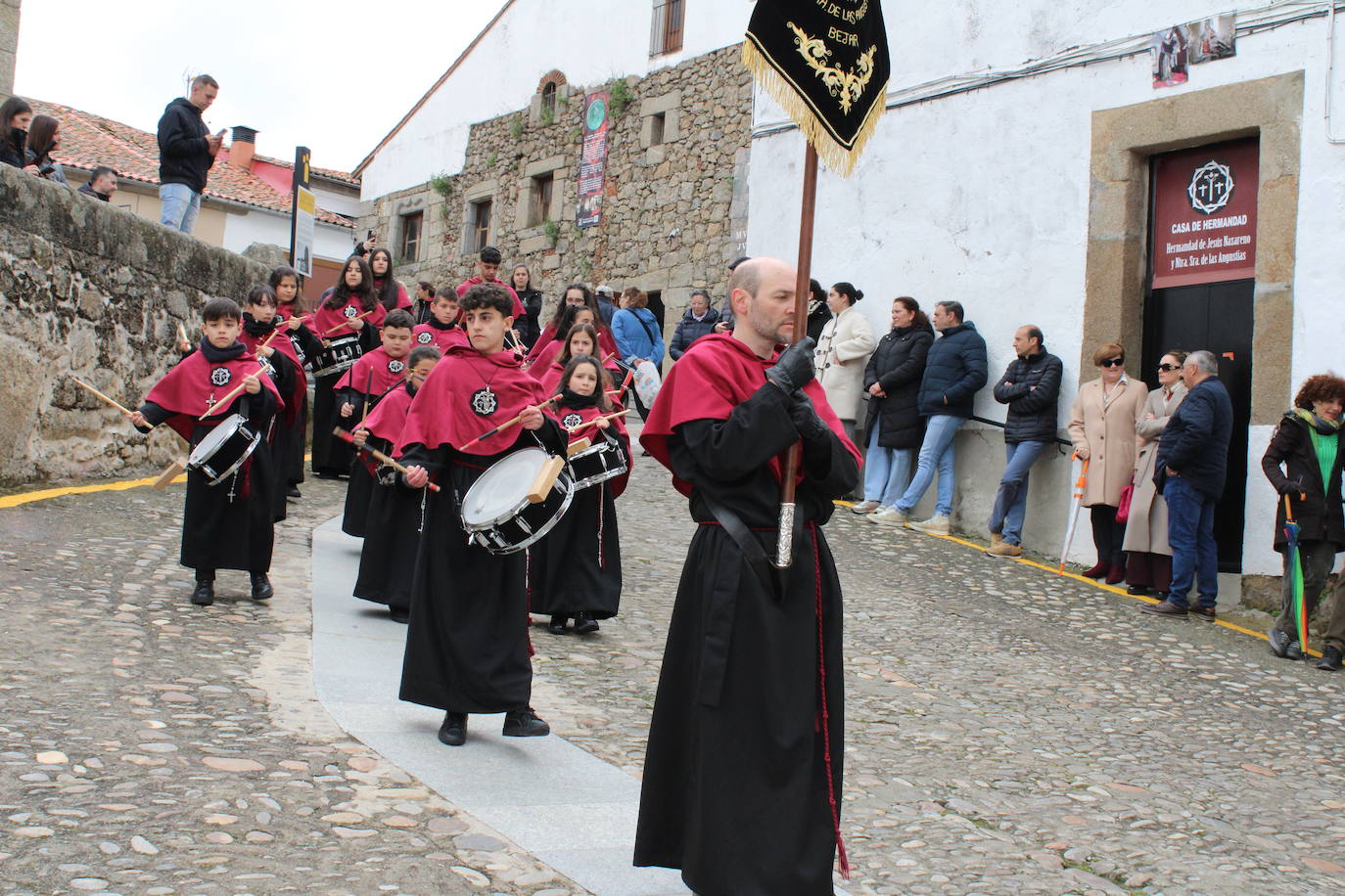 Los niños despiden la Semana Santa bejarana con la procesión de Jesús de Pasión y Gloria