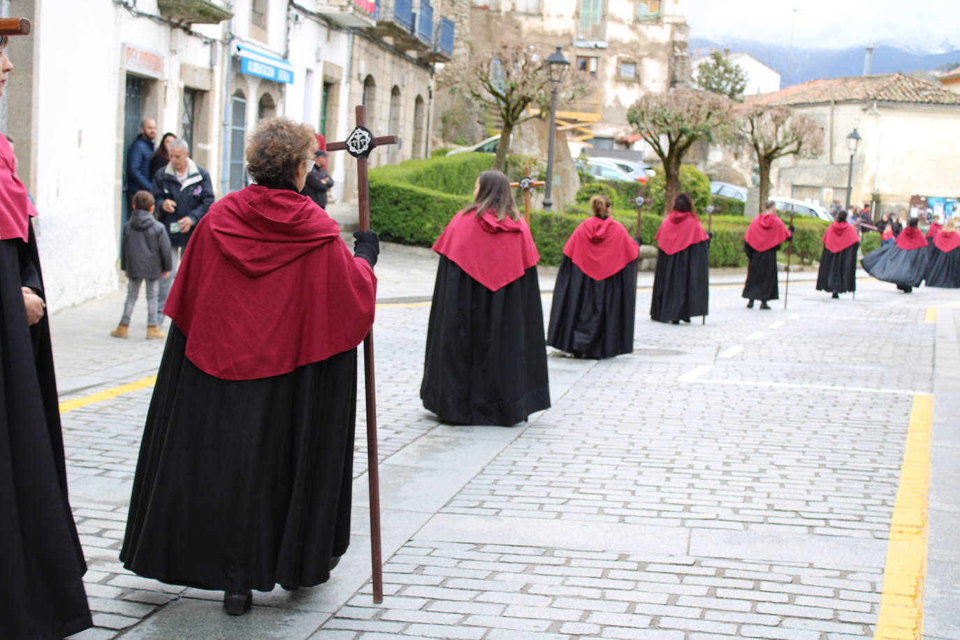 Los niños despiden la Semana Santa bejarana con la procesión de Jesús de Pasión y Gloria