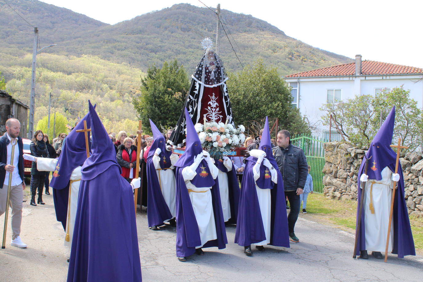 Sanchotello celebra el encuentro de Jesús con su madre