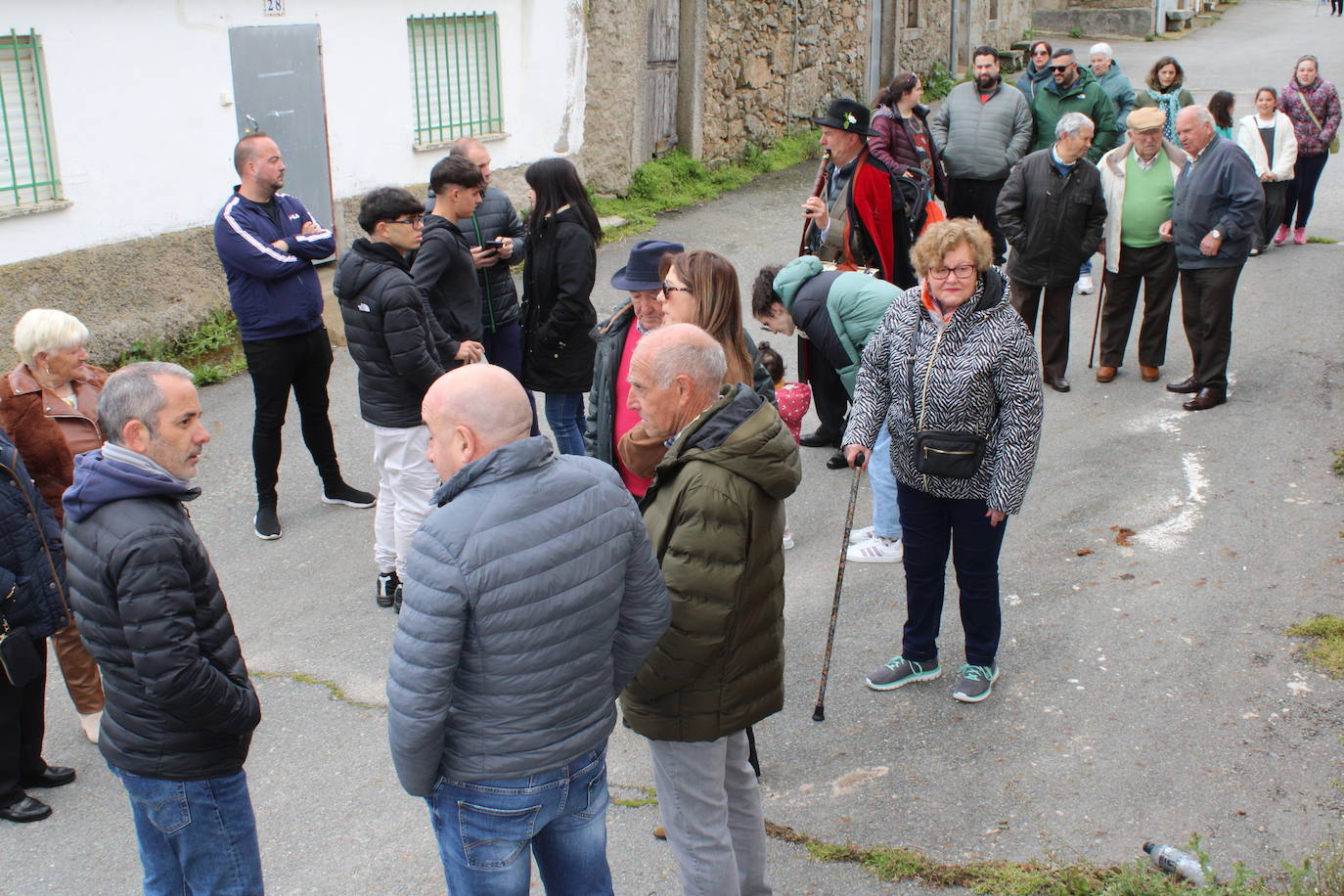 Nava de Béjar celebra la Pascua con la degustación del hornazo