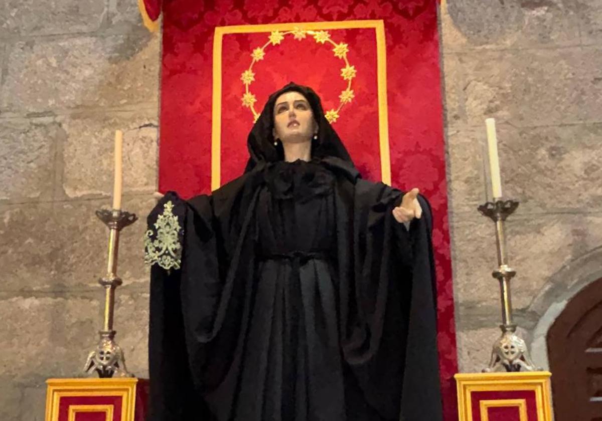 El pueblo de Salamanca en el que la virgen se ha vestido de luto dos veces por la muerte de los papas
