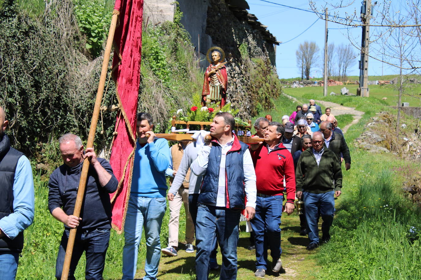 San Jorge bendice los campos del Alagón
