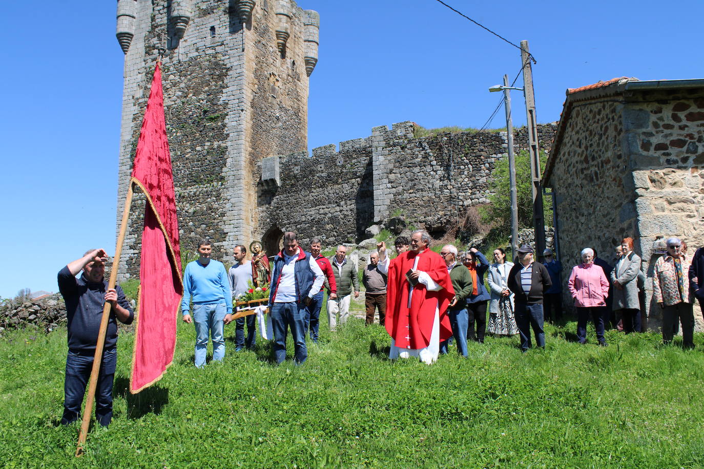 San Jorge bendice los campos del Alagón