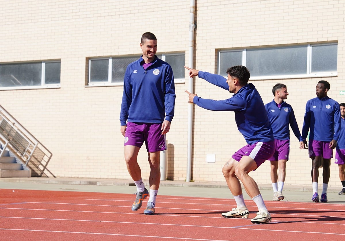 Gran ambiente en el entrenamiento del Salamanca UDS tras la victoria en Ávila