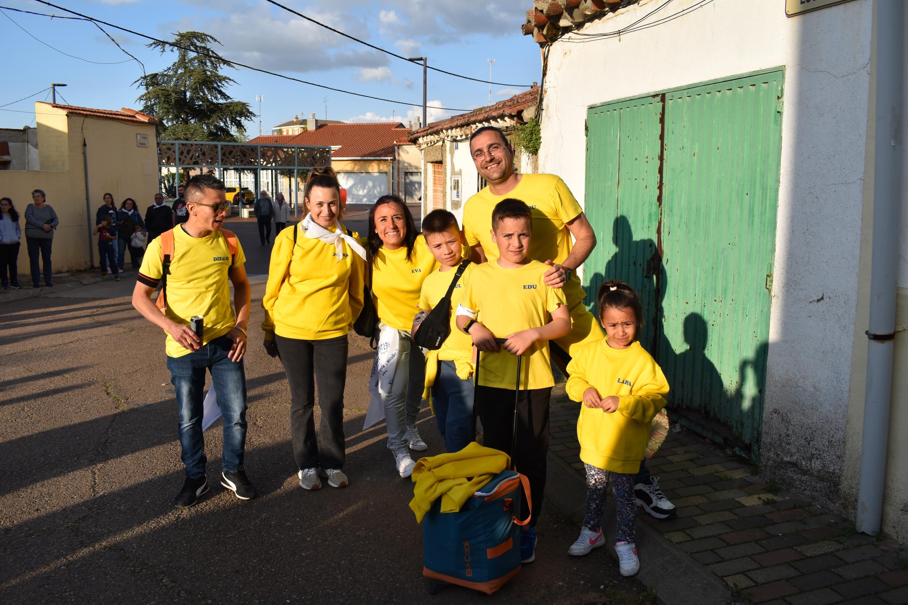 Estalla la fiesta en Doñinos de Salamanca con el chupinazo y el pregón oficial