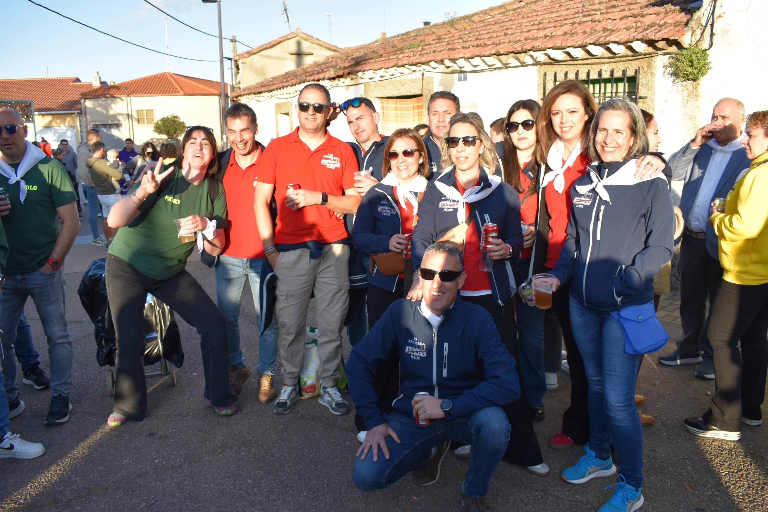 Estalla la fiesta en Doñinos de Salamanca con el chupinazo y el pregón oficial