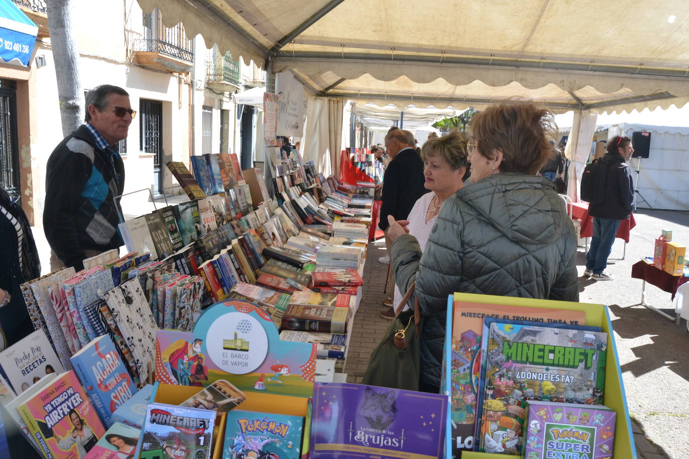 Un sábado literario con la Feria del Libro de Ciudad Rodrigo