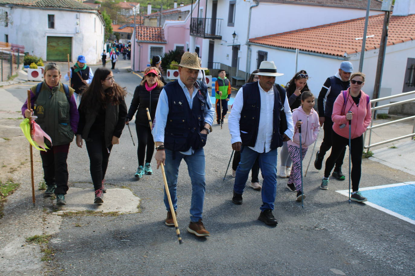 Camino de la luz para celebrar la resurrección del Señor