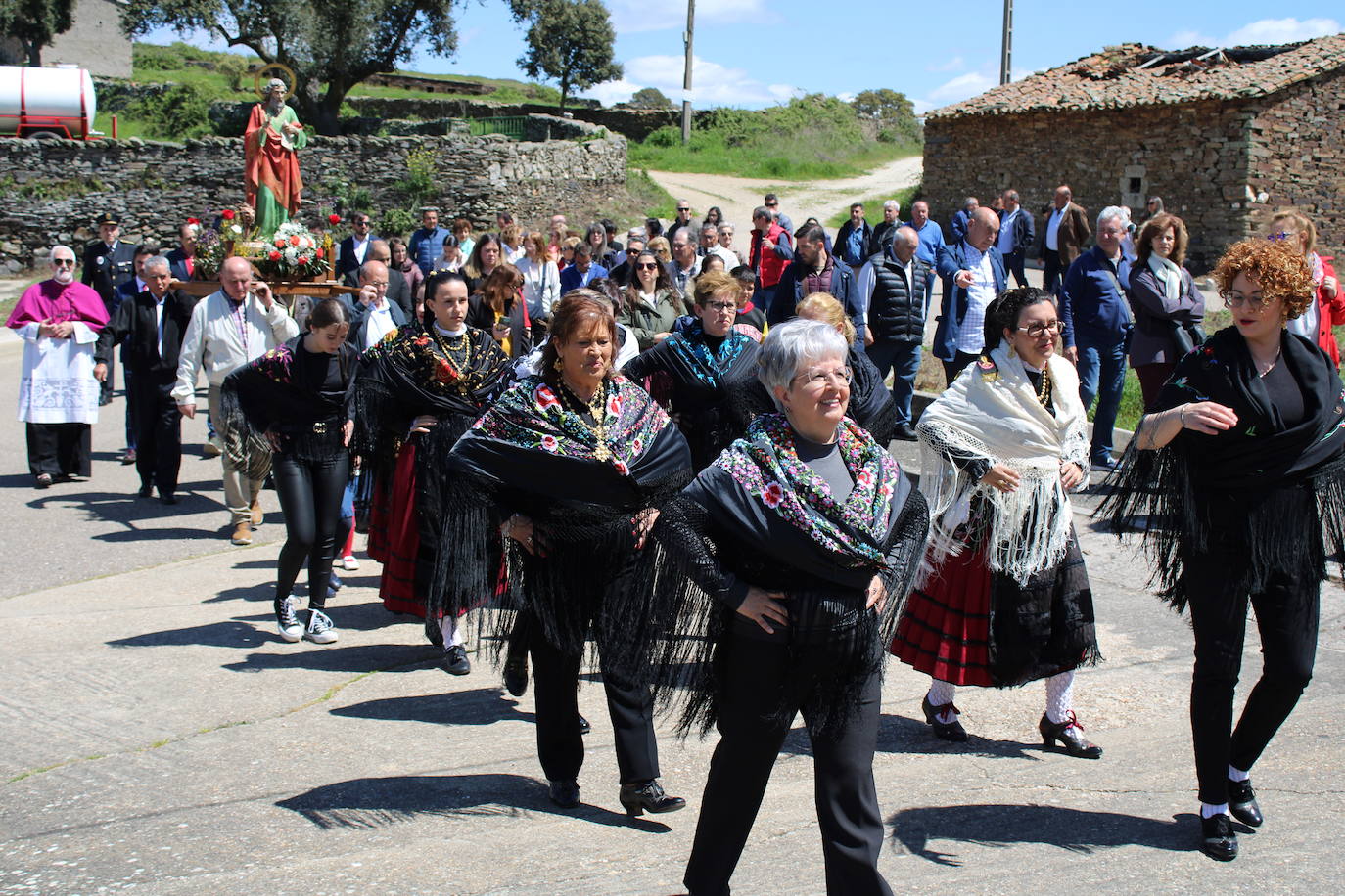 Cabezuela de Salvatierra disfruta con su fiesta en honor a San Marcos