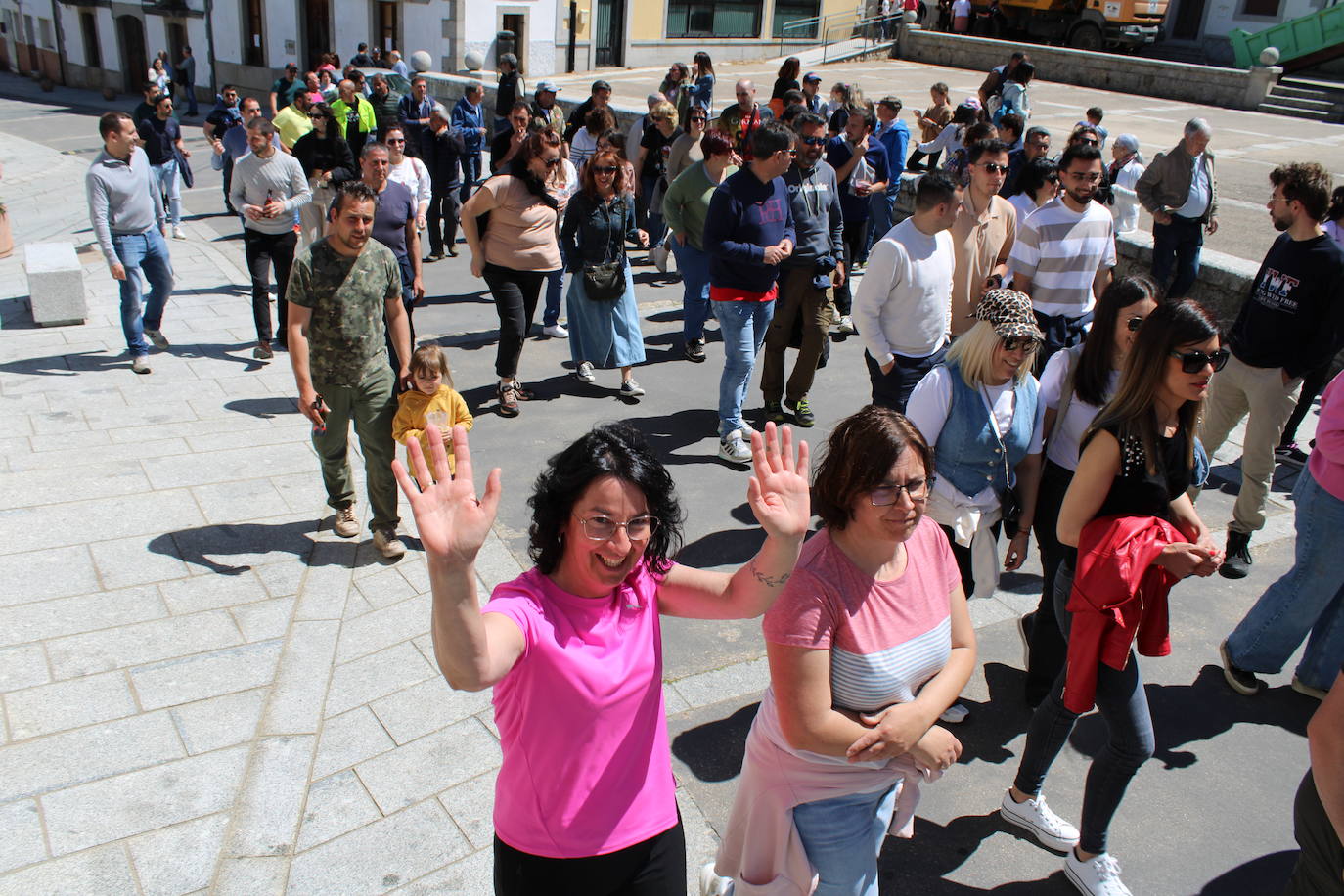 La picota de los quintos luce ya en Los Santos para recibir a la Virgen del Gozo