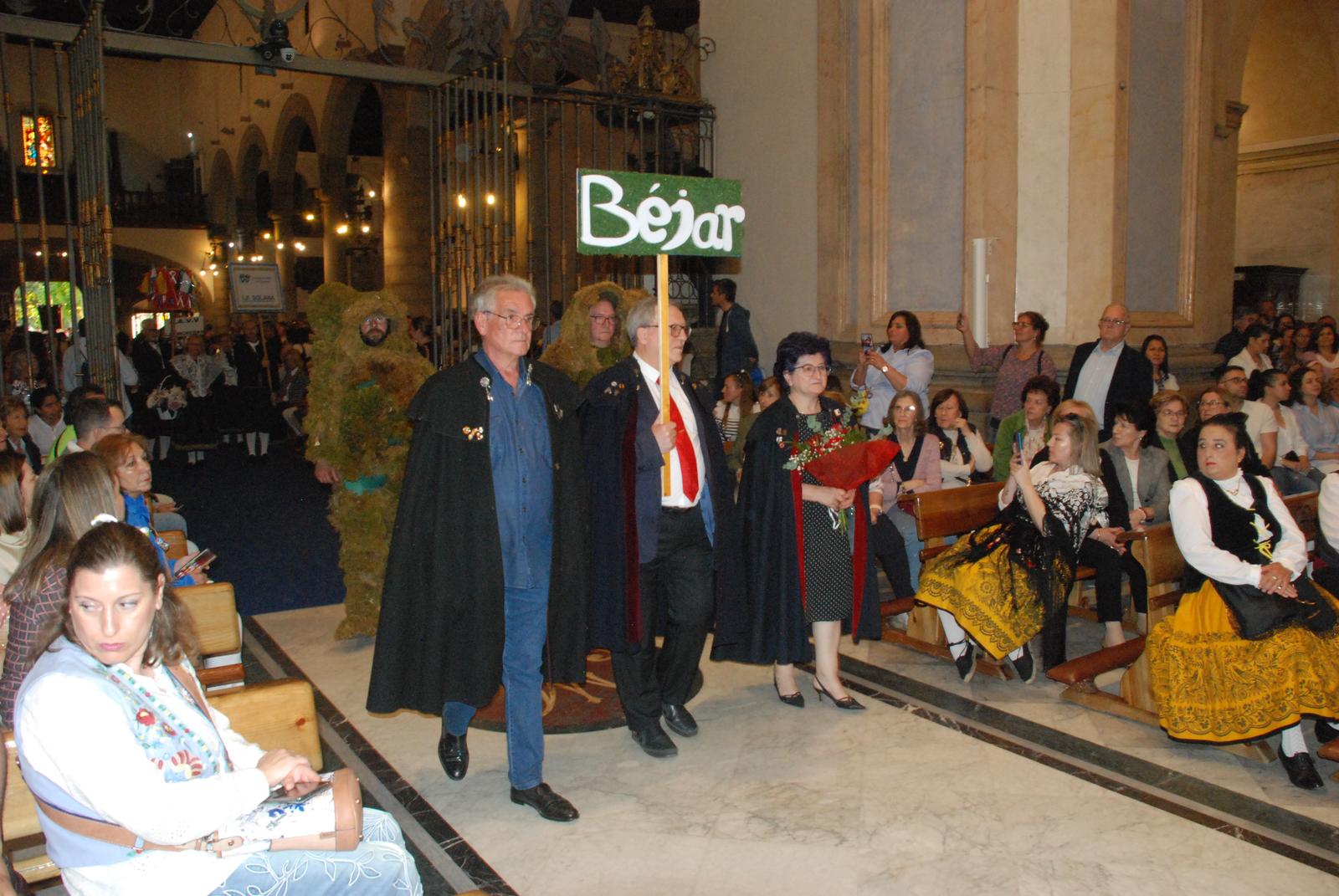 Béjar promociona los Hombres de Musgo en Talavera de la Reina