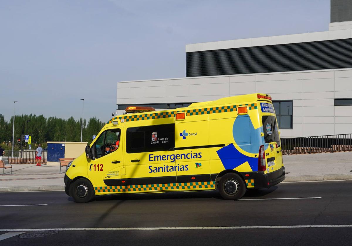 Trasladado al Hospital un hombre de 77 años tras ser atropellado por una furgoneta