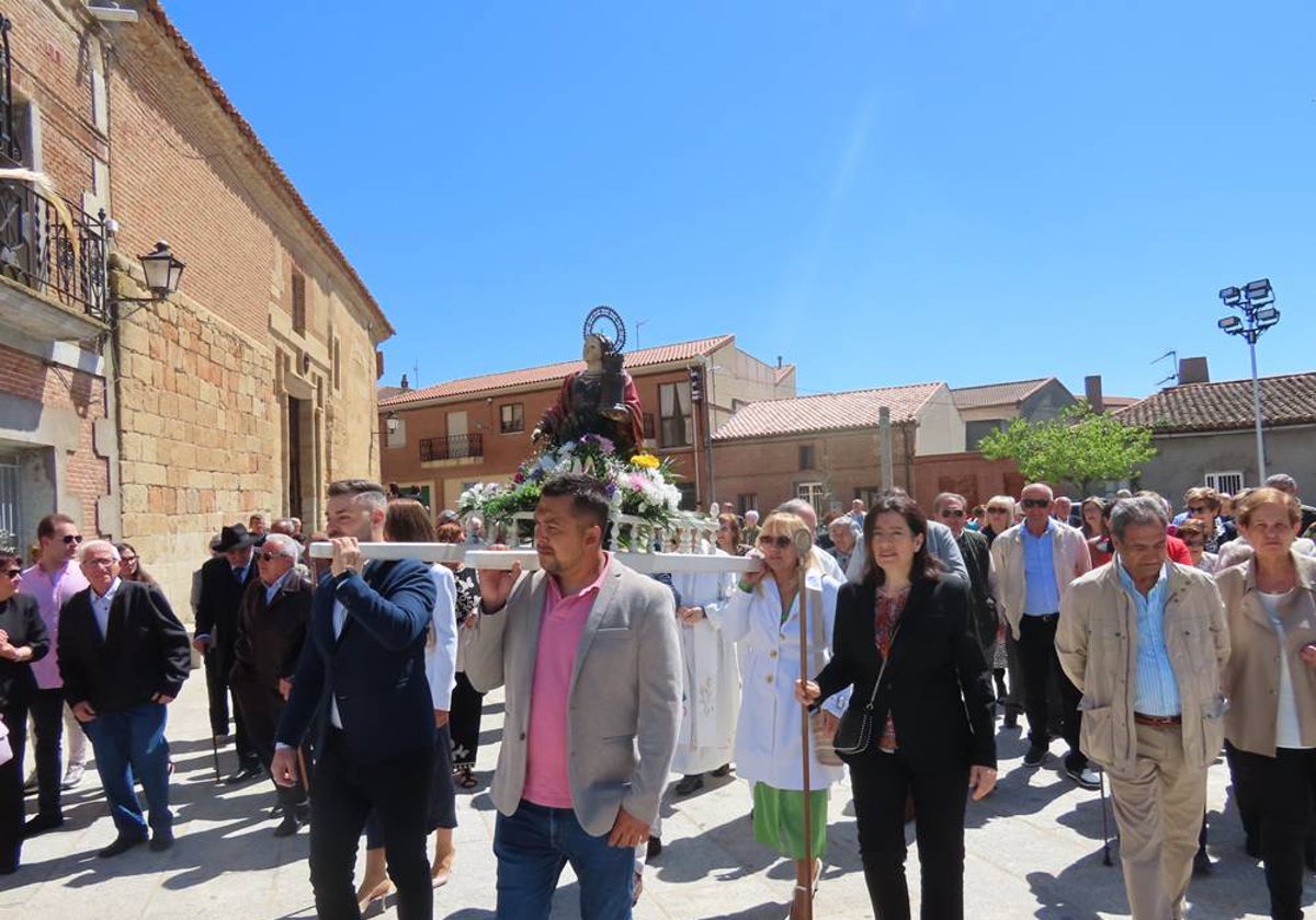 Honores a Santa Bárbara en Villoria
