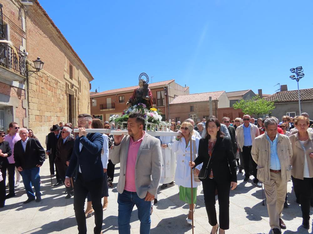 Honores a Santa Bárbara en Villoria