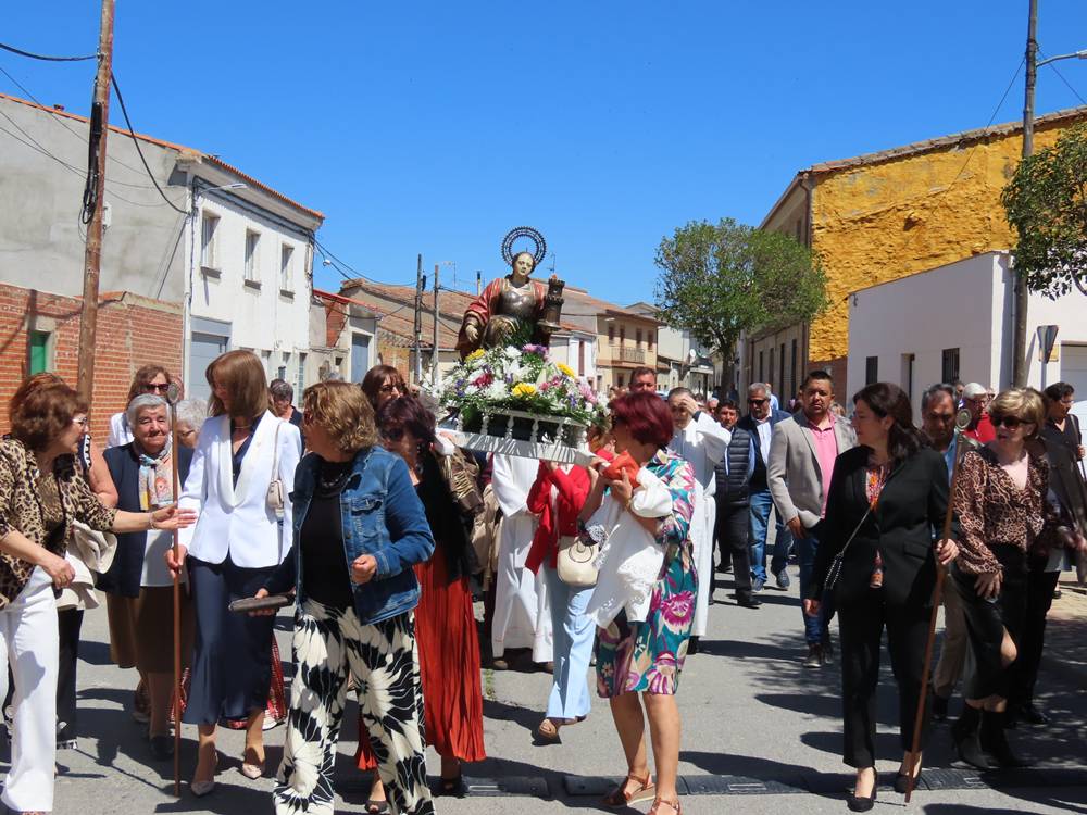 Honores a Santa Bárbara en Villoria