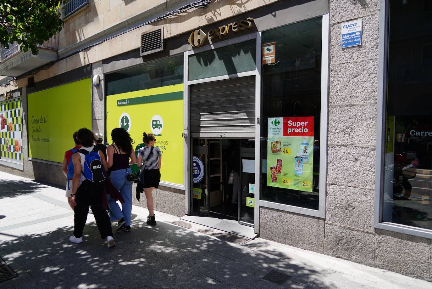 En imágenes: así ha vivido Salamanca un apagón histórico en el Lunes de Aguas