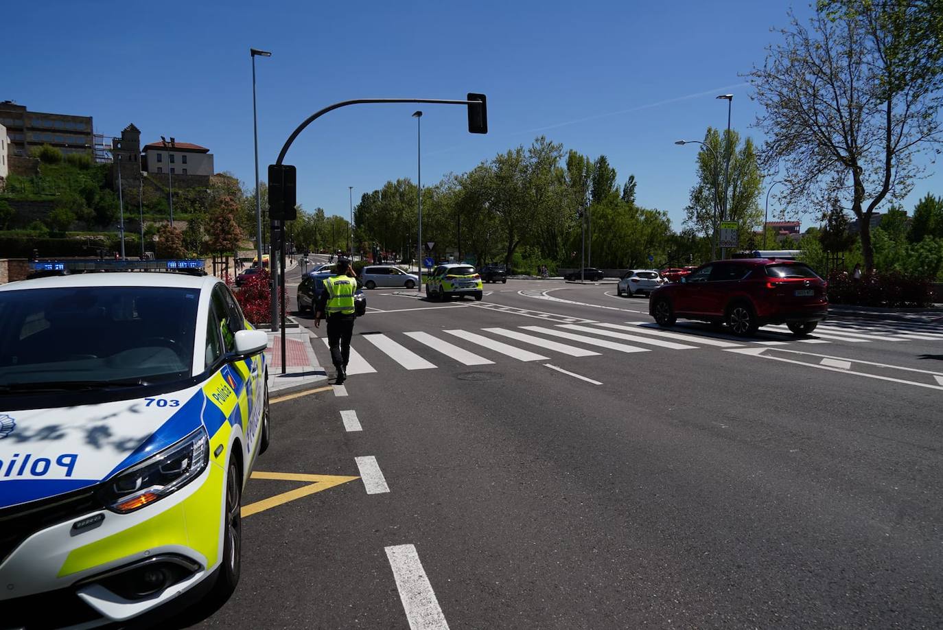 En imágenes: así ha vivido Salamanca un apagón histórico en el Lunes de Aguas