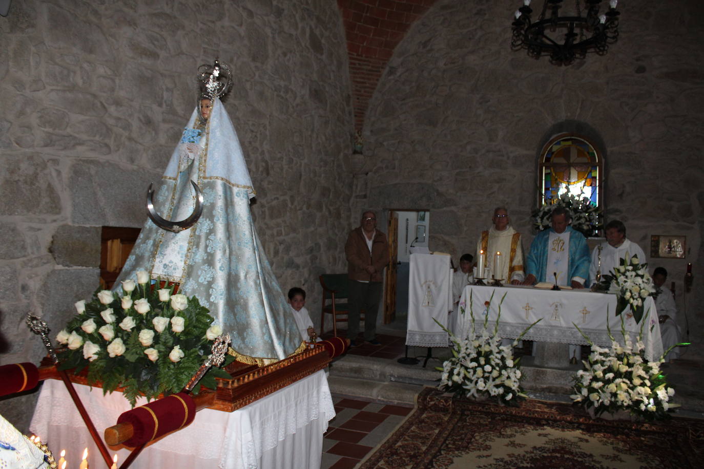 Los Santos rinde honores a la Virgen del Gozo