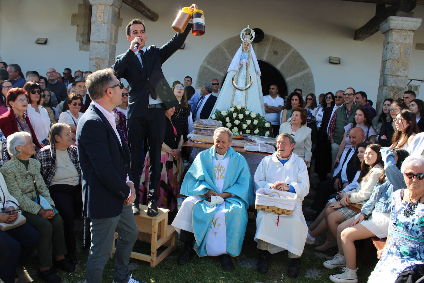 Los Santos rinde honores a la Virgen del Gozo